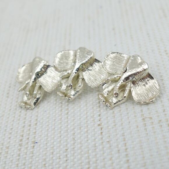 Elephant Brooch Silver-Tone Rhinestone Eye Novelty Pin - Picture 3 of 12
